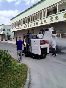 解決道路清掃難題，電動清掃車助力高效作業